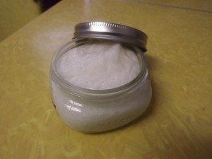 How to make citrus coconut oil shaving cream